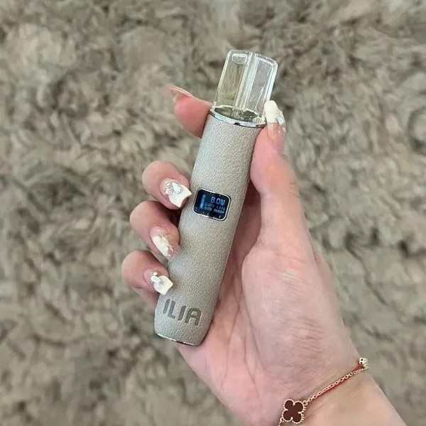 哩亞一代皮革主機